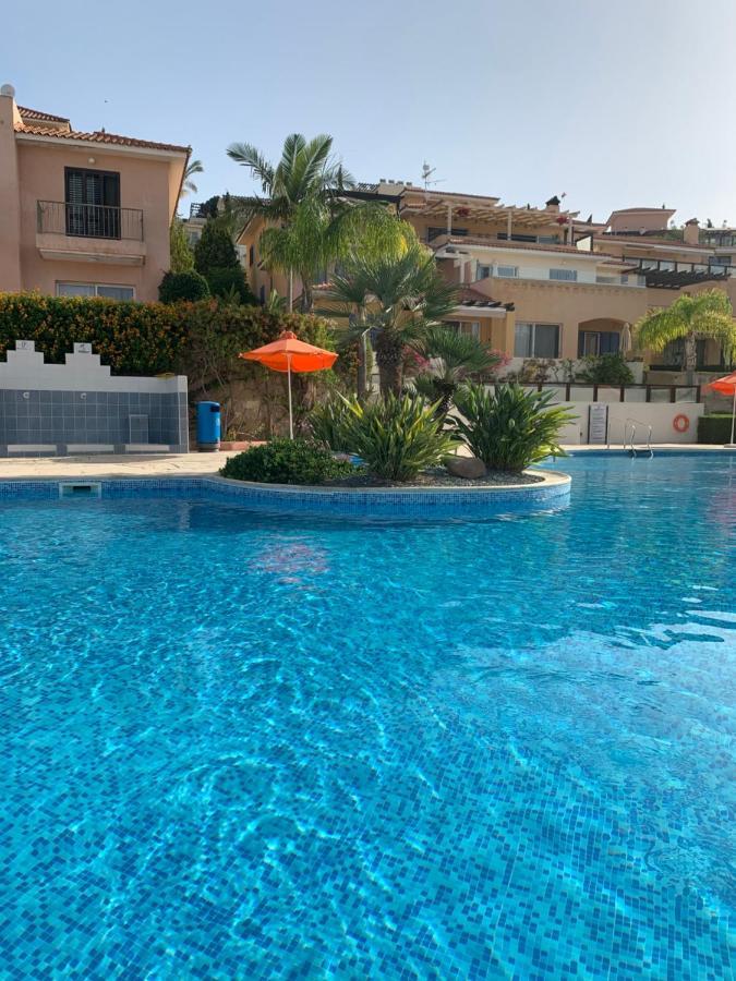 Desire Gardens Townhouse F5 * Pégeia